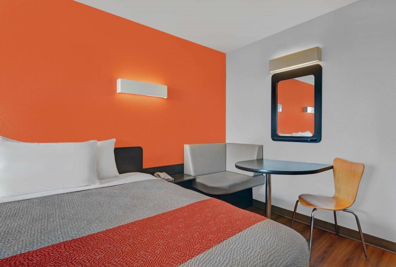 Motel 6-Cutler Bay, Fl Eksteriør billede