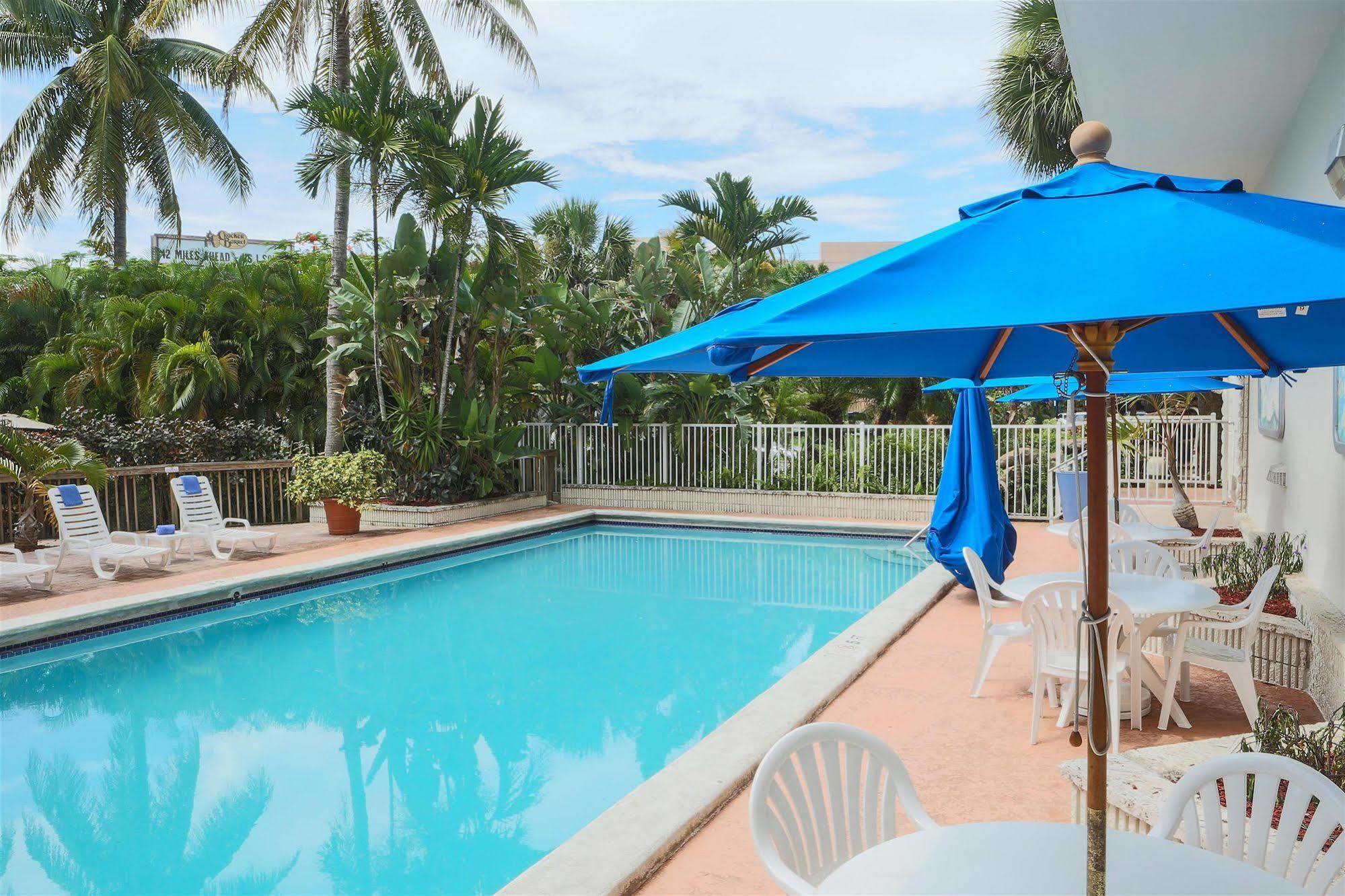 Motel 6-Cutler Bay, Fl Eksteriør billede